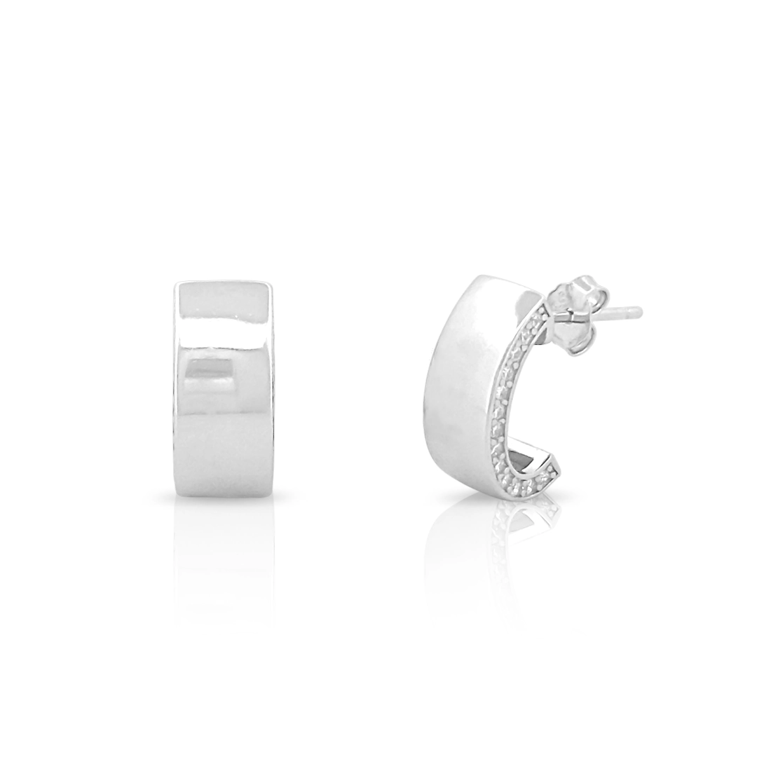 Brinco de Prata Meia Argola Espelhada com Zircônias Cristal