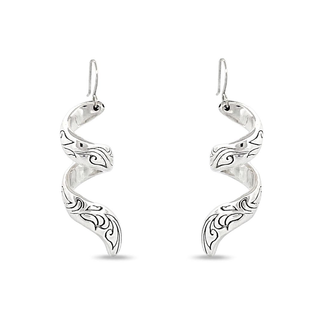 Brinco de Prata Gancho com Espiral Envelhecido