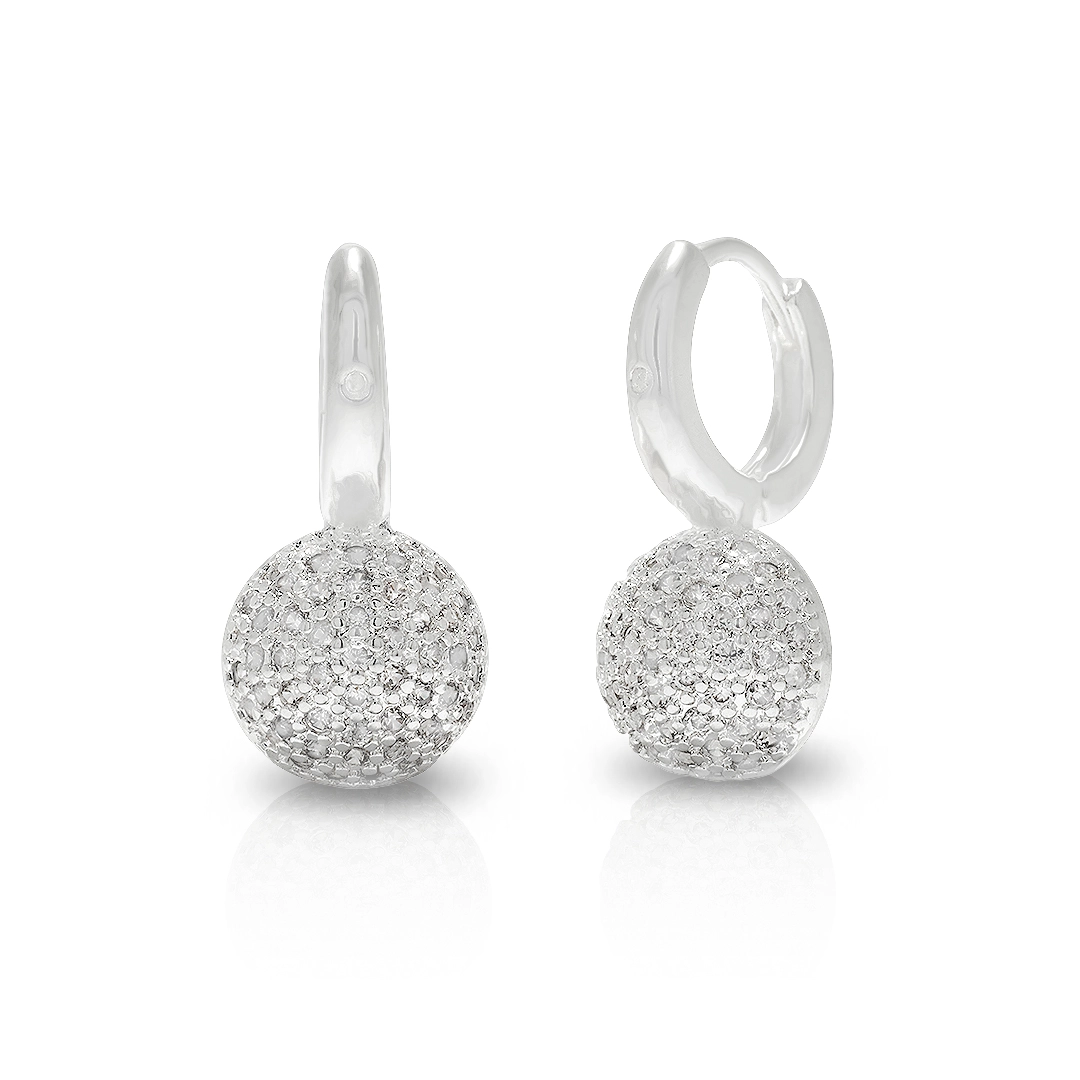 Brinco de Prata Leve Argola Clic com Meia Esfera em Zircônia Cristal