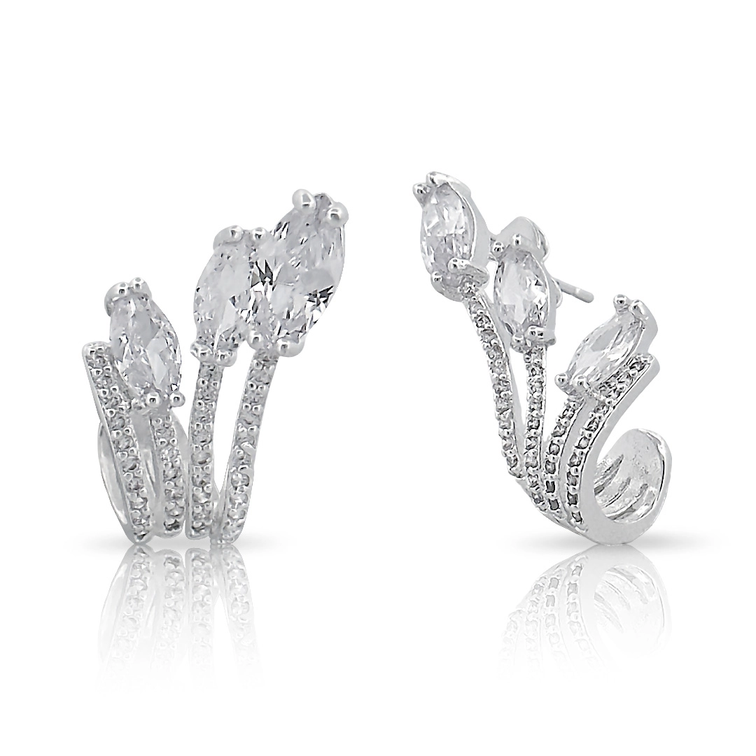 Brinco de Prata Leve Top Trabalhado Com Zircônias Cristal Navete